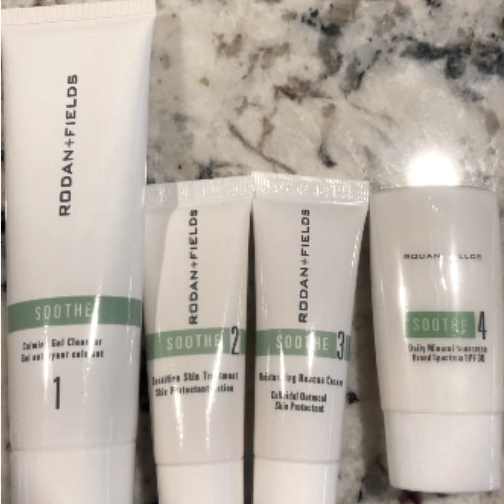 Rodan and fields Soothe- travel size-